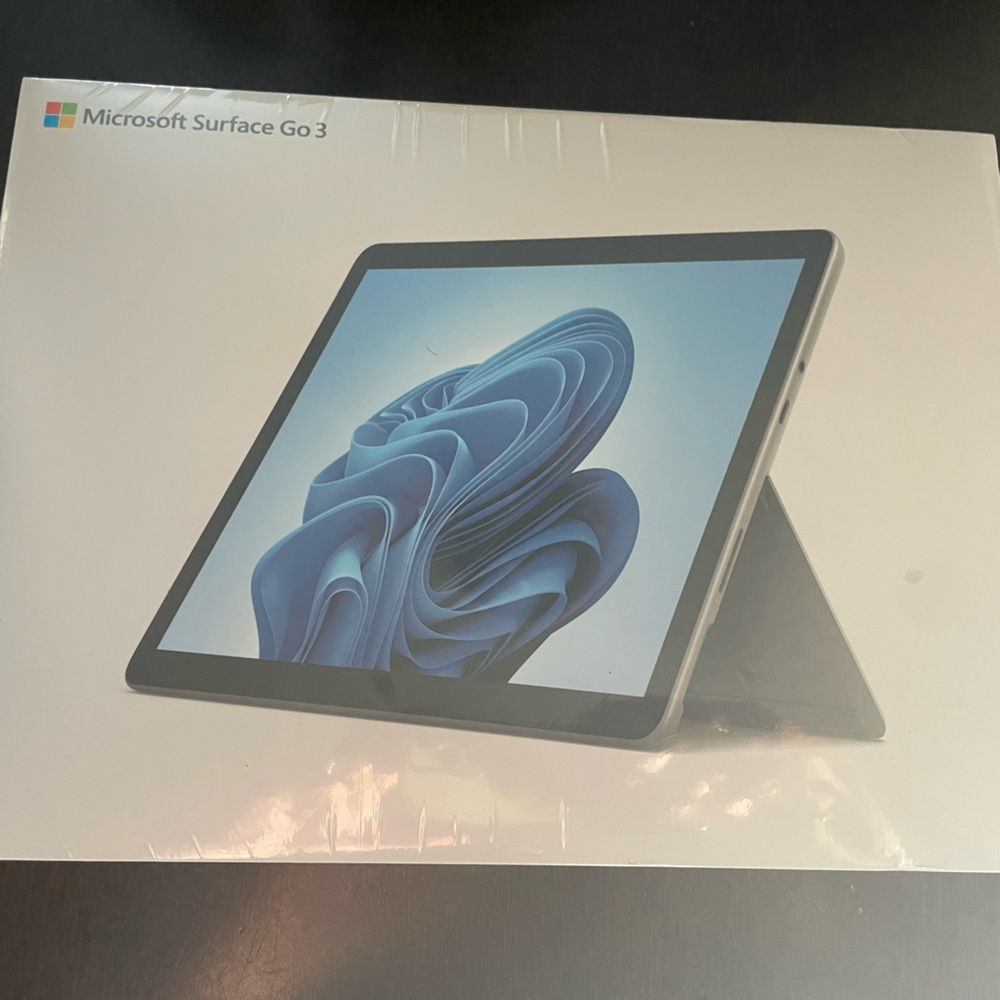 Surface Go 3 tablet/laptop NEW - sealed in original packaging